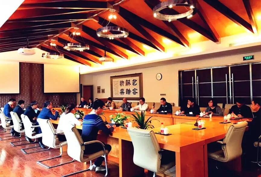 【動態(tài)新聞】西湖區(qū)區(qū)委常委、常務(wù)副區(qū)長葉澤一行蒞臨天堂硅谷