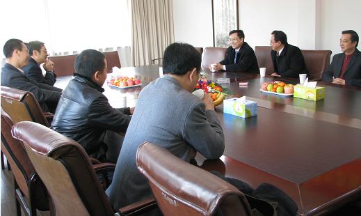 通威股份公司總經(jīng)理管亞偉一行到訪天堂硅谷